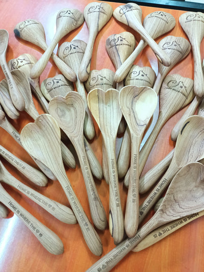 Wholesale Handmade Wooden Heart Cooking Spoons set of 4. Lovers Heart olive wood serving spoons.Mothers personalised Gifts.Valentines Deals