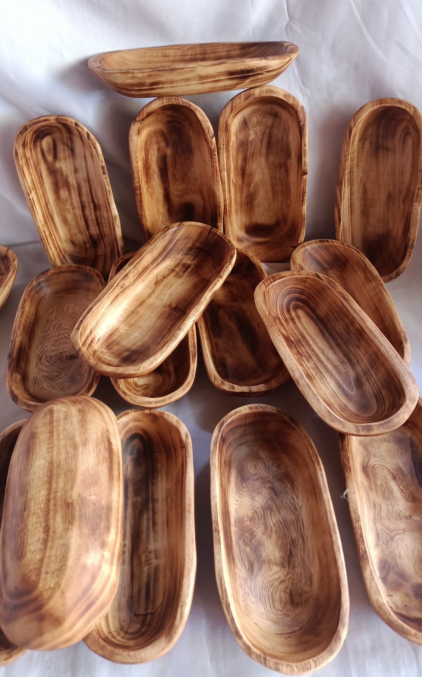 CLEARANCE SALE! Wholesale Availability.Handcarved Mix of 11*4" and  9*4" long oblong bowls set of 8.Candle pour wax Dough Bowls.Gift Decor