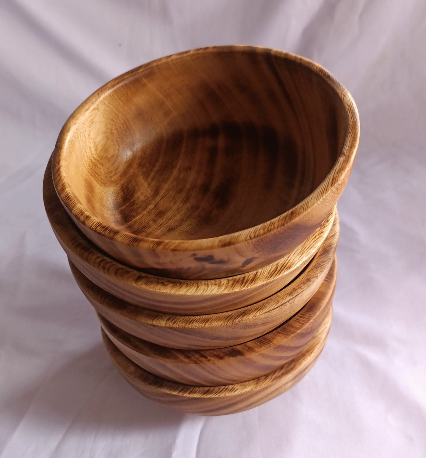 Bulk Supply. Lots of 8 perfect machine Cut, Unique Hand Finished Round wooden Bowls. 6" diameter 2.2"Ht. Farmhouse Craft Decor.DiY Candle