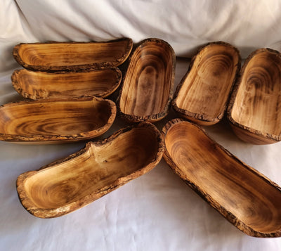Wholesale Supply.Unique Newly Handcarved Dough Bowls For Candle with the bark  set of 8 medium-4 and small-4 mix 11"and 9".Rustic Home Decor