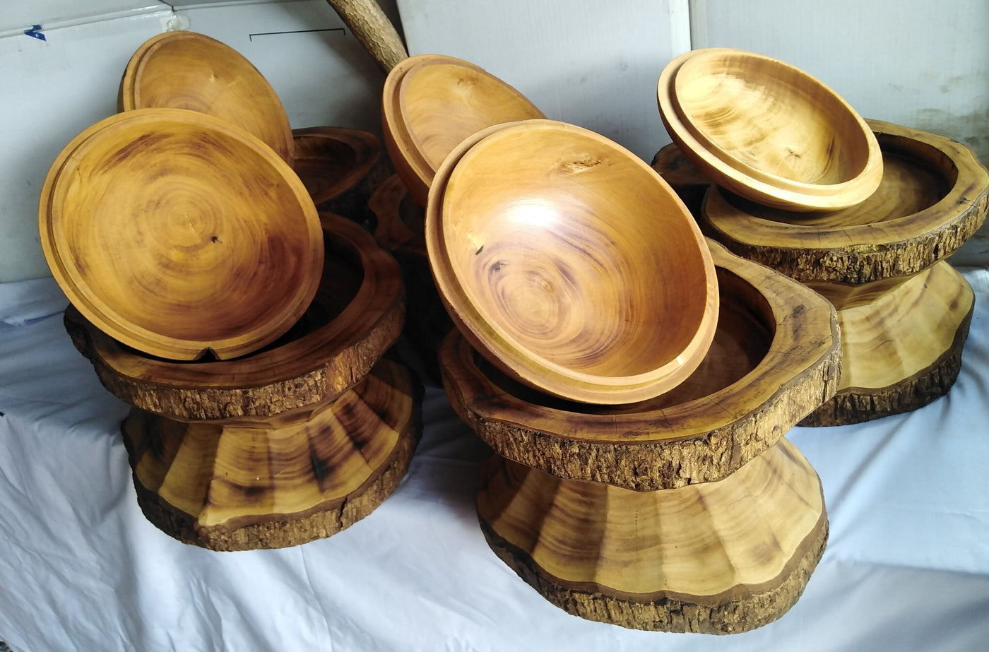 Wholesale! Exquisite Farmhouse Tree trunk Table top Food serving Platter Tray and a  Cloche. Handmade Food Display Decor Serving stem plates