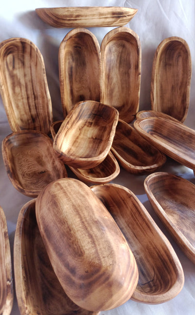 CLEARANCE SALE! Wholesale Availability.Handcarved Mix of 11*4" and  9*4" long oblong bowls set of 8.Candle pour wax Dough Bowls.Gift Decor