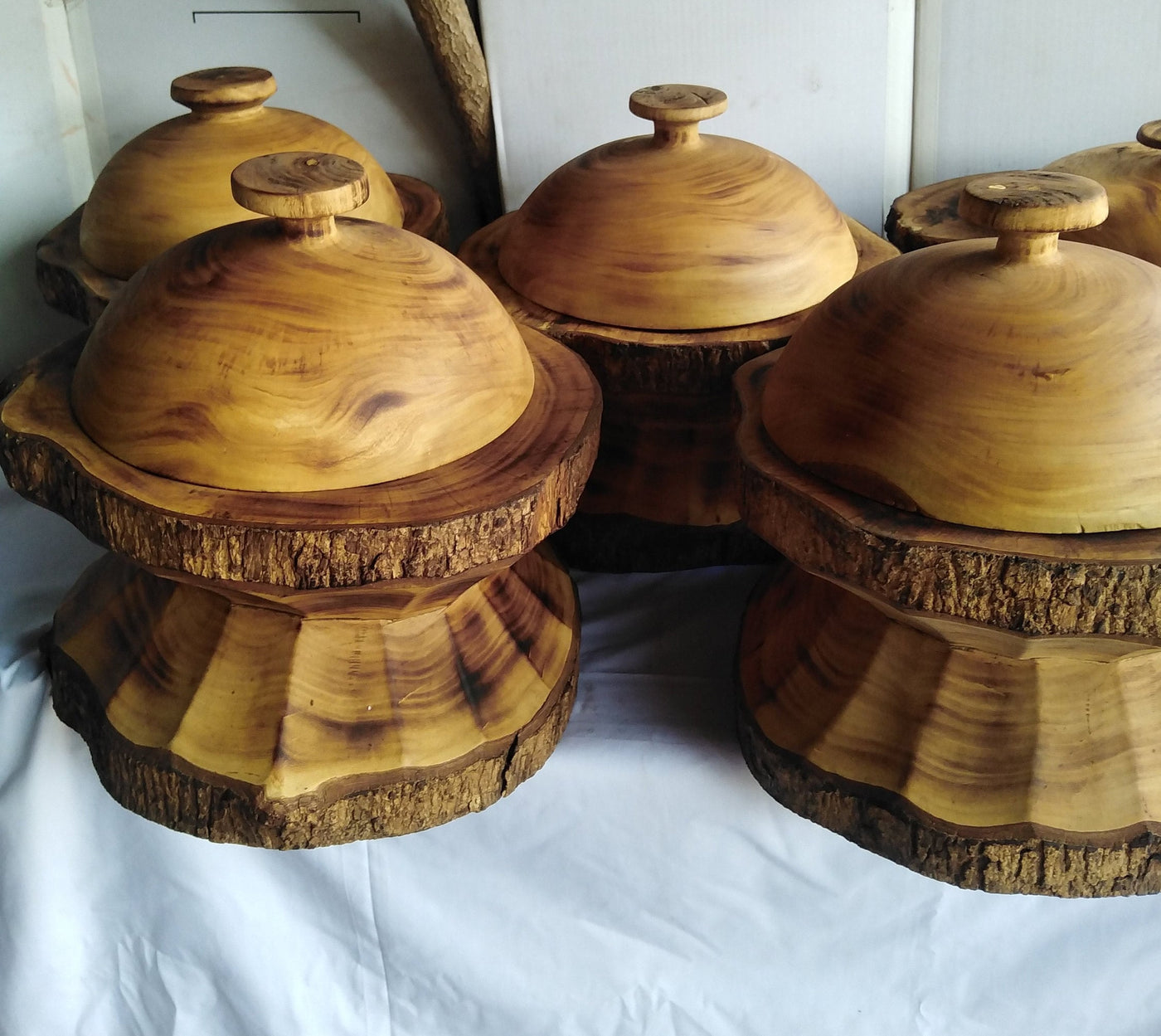 Wholesale! Exquisite Farmhouse Tree trunk Table top Food serving Platter Tray and a  Cloche. Handmade Food Display Decor Serving stem plates