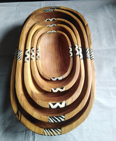 A set of 4 stackable Olive wood and Batiked Borne inlay Bowls. Rectangular smooth edges Wood and Borne Dinner Set.Servibg  Bowls.Salad Bowls