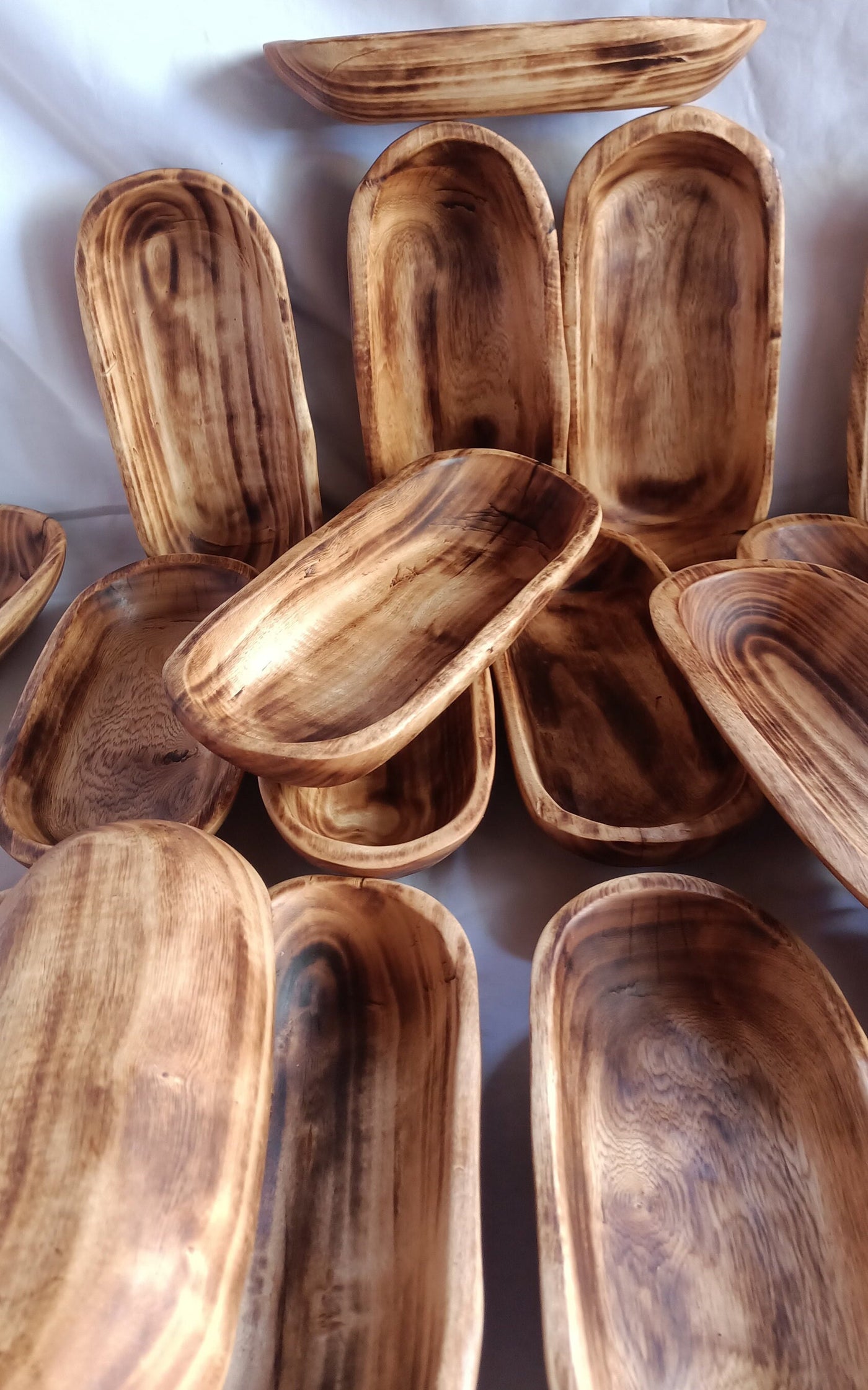 CLEARANCE SALE! Wholesale Availability.Handcarved Mix of 11*4" and  9*4" long oblong bowls set of 8.Candle pour wax Dough Bowls.Gift Decor