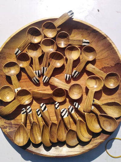 A dozen Olive Wood and White cow Bone Spices, Salt and Sugar Spoons. Wooden condiments spoon 12 pieces. Mothers Day Gift