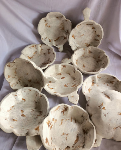 ONSALE!  Wholesale Supply Qty 5  medium wooden Distressed white Pumpkin Shaped Bowls 8" Diameter by 2.5"HT.Farmhouse Decor Bowls. DIY Candle