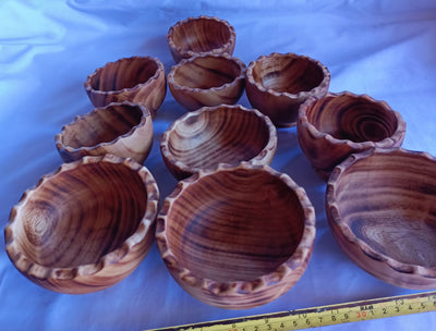 ONSALE: Wholesale offer  10 saw-toothed Dough Bowls. 5" Diameter Wooden wax Bowls Serrations tops. DIY Candle Wax Kit.Christmas Gift items.