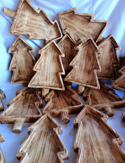 ONSALE !Bulk Deals. set of 5 large Christmas Tree Dough Bowls.12" long plus Handle.Festive Dough Bowls.Christmas Gift items.DIY Candle Kit