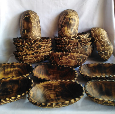 Bulk sale.Rare and Unique Girrafe pattern engraved Wooden Dough Candle Bowls sets of 10 with serrated edges. Wildlife theme multiuse Bowls