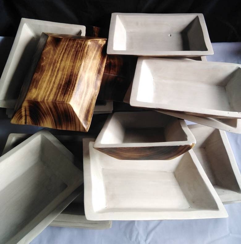 9*7" Natural wood Dough Bowls Painted white on the Inside Surface Bulk. QTY 10 Beautiful Candle Dough Bowls. Offer Sale