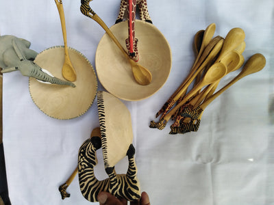 Wholesale. Two Handmade wooden Drinking Animal Bowls. Drinking Giraffe Easter Bowls. Customised Gift items. Wildlife Drinking water Bowls.