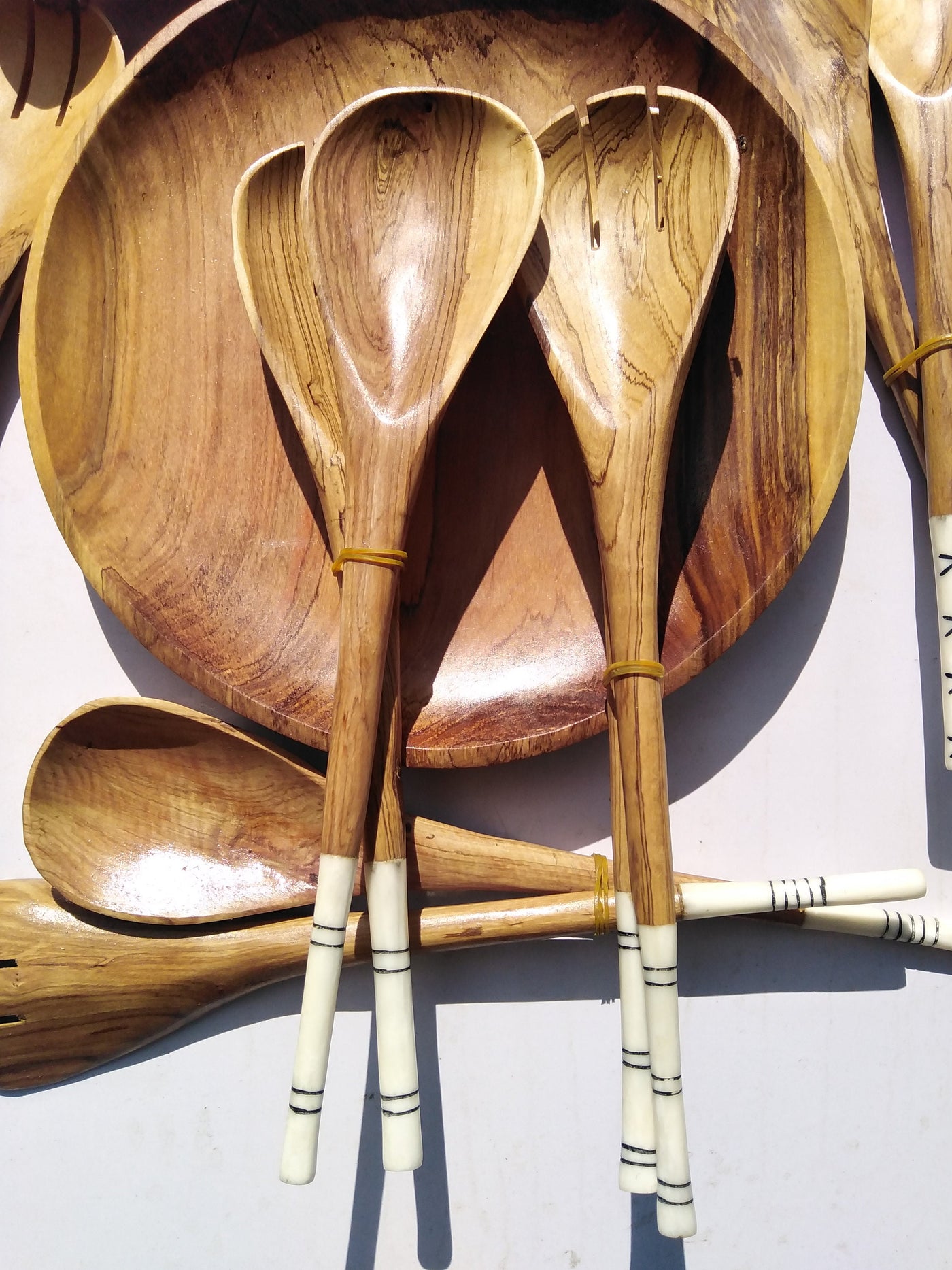 Olive Wood and White cow Bone Cooking and Serving Spoons set of 8 pieces. Cooking spoons for wholesale and Retail. Mothers Best Gift