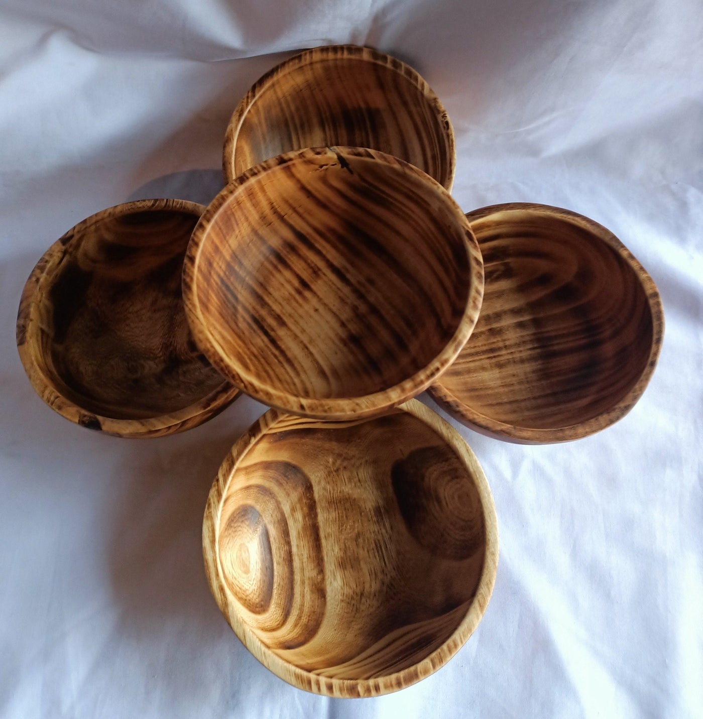 Bulk Supply. Lots of 8 perfect machine Cut, Unique Hand Finished Round wooden Bowls. 6" diameter 2.2"Ht. Farmhouse Craft Decor.DiY Candle
