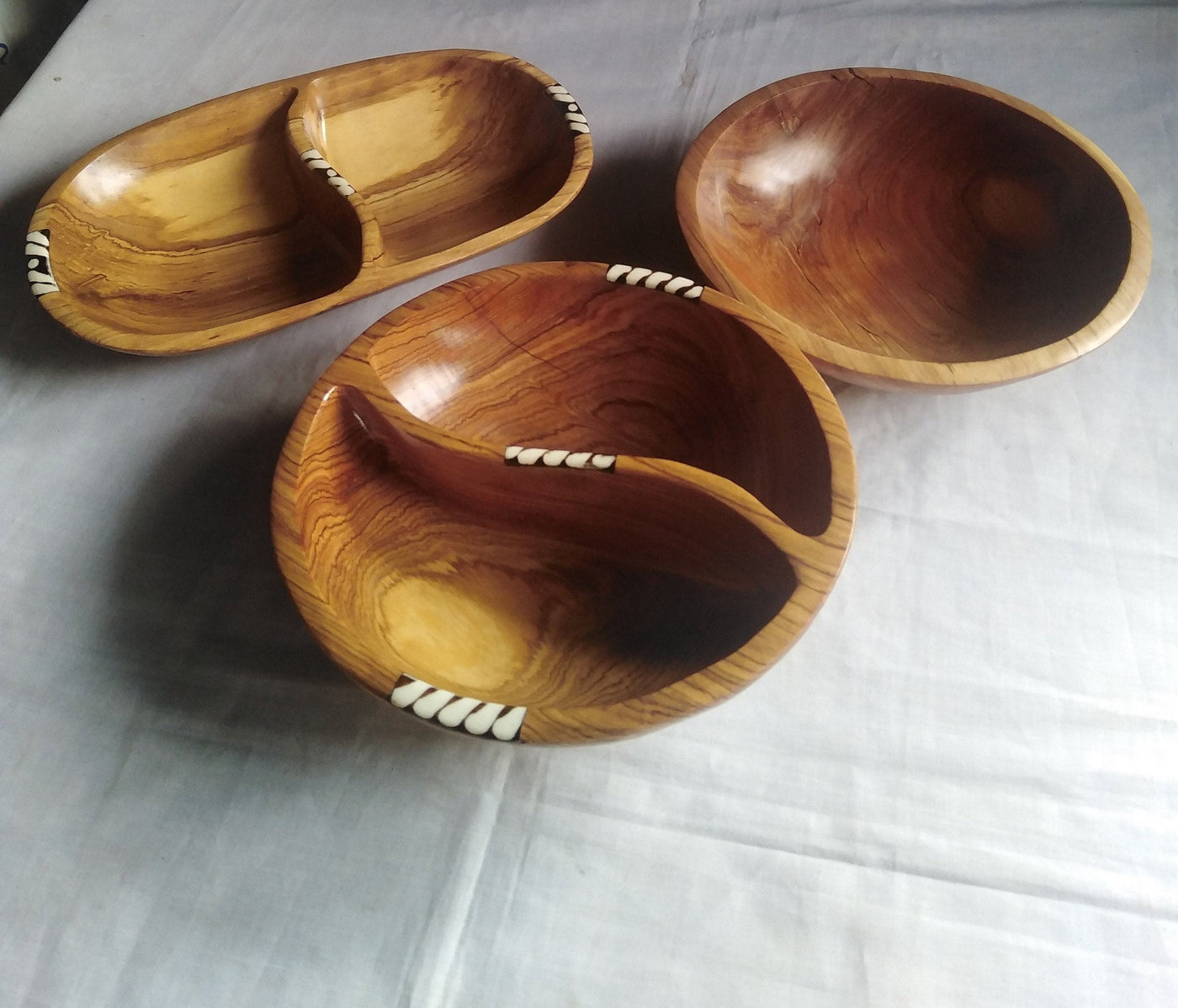 Wholesale.Handmade Olivewood and Borne inlay Split Bowls set of 3.Partitioned wood and Borne Candles Dough Display.Centerpiece Decor Bowls