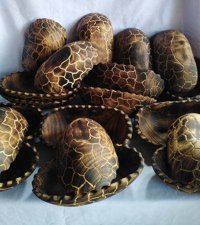 Bulk sale.Rare and Unique Girrafe pattern engraved Wooden Dough Candle Bowls sets of 10 with serrated edges. Wildlife theme multiuse Bowls