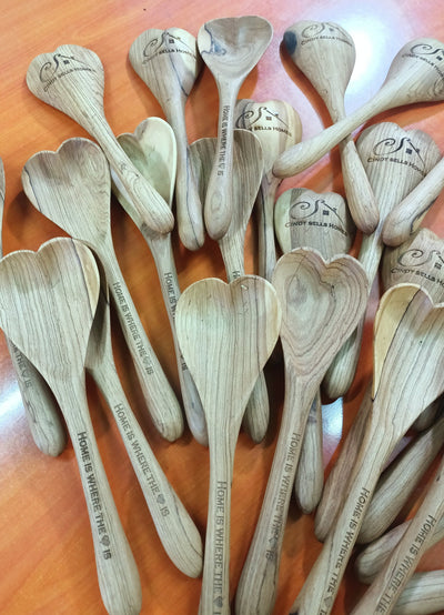 Wholesale Handmade Wooden Heart Cooking Spoons set of 4. Lovers Heart olive wood serving spoons.Mothers personalised Gifts.Valentines Deals