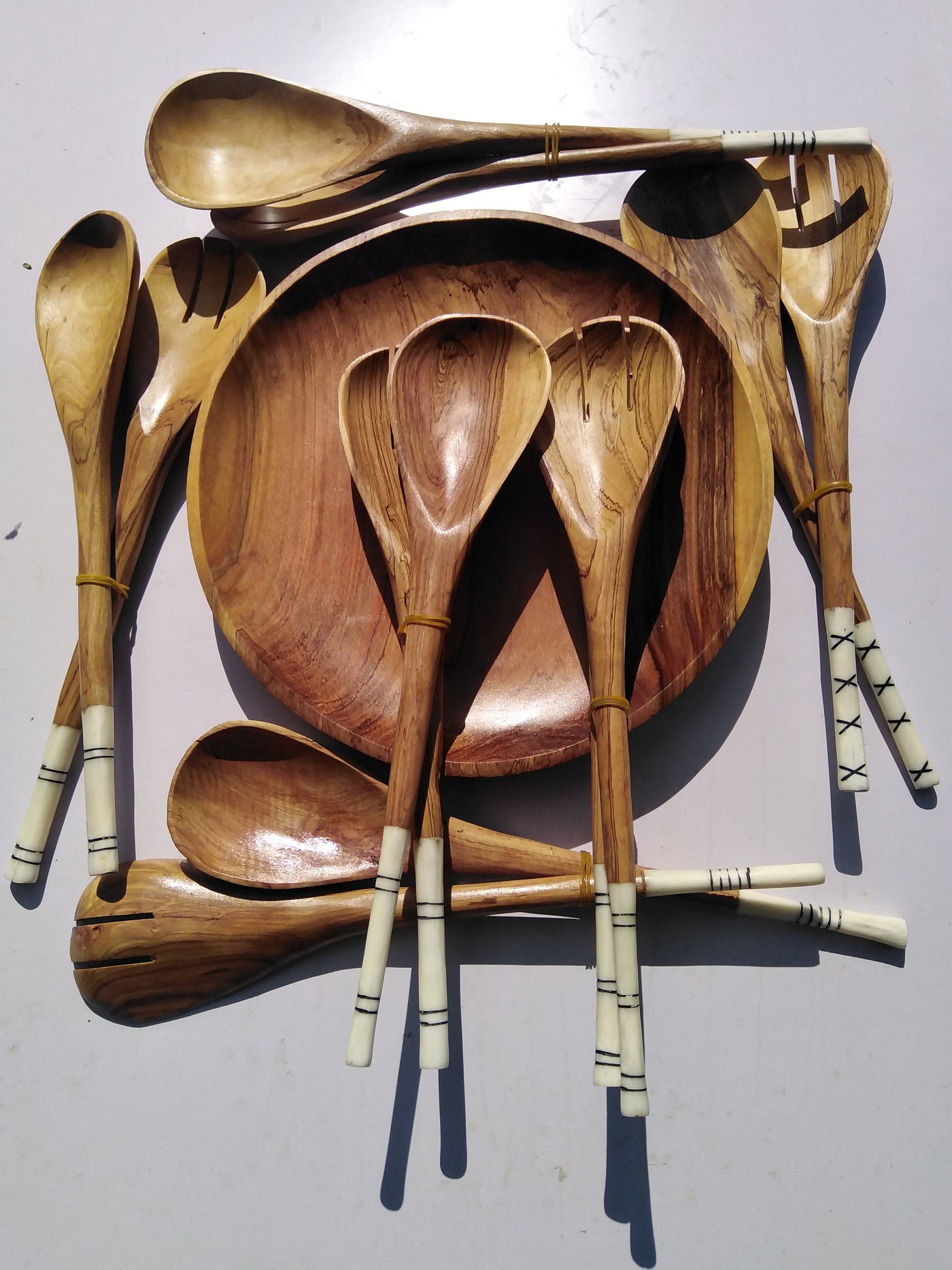 Olive Wood and White cow Bone Cooking and Serving Spoons set of 8 pieces. Cooking spoons for wholesale and Retail. Mothers Best Gift