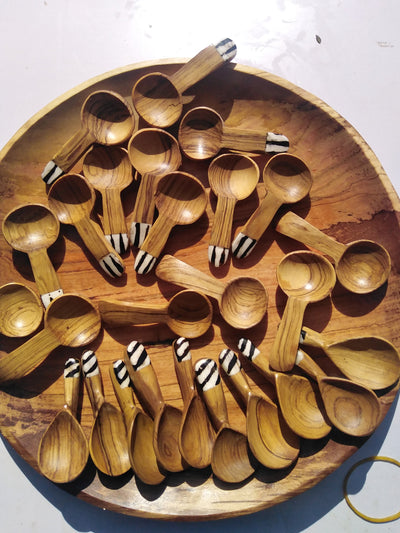 A dozen Olive Wood and White cow Bone Spices, Salt and Sugar Spoons. Wooden condiments spoon 12 pieces. Mothers Day Gift