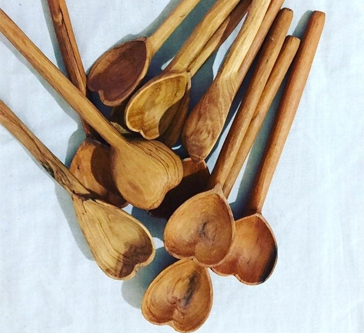 Wholesale Handmade Wooden Heart Cooking Spoons set of 4. Lovers Heart olive wood serving spoons.Mothers personalised Gifts.Valentines Deals