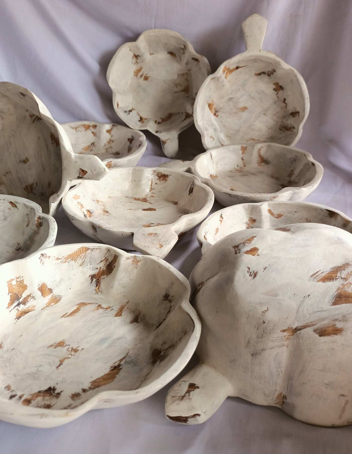 ONSALE!  Wholesale Supply Qty 5  medium wooden Distressed white Pumpkin Shaped Bowls 8" Diameter by 2.5"HT.Farmhouse Decor Bowls. DIY Candle