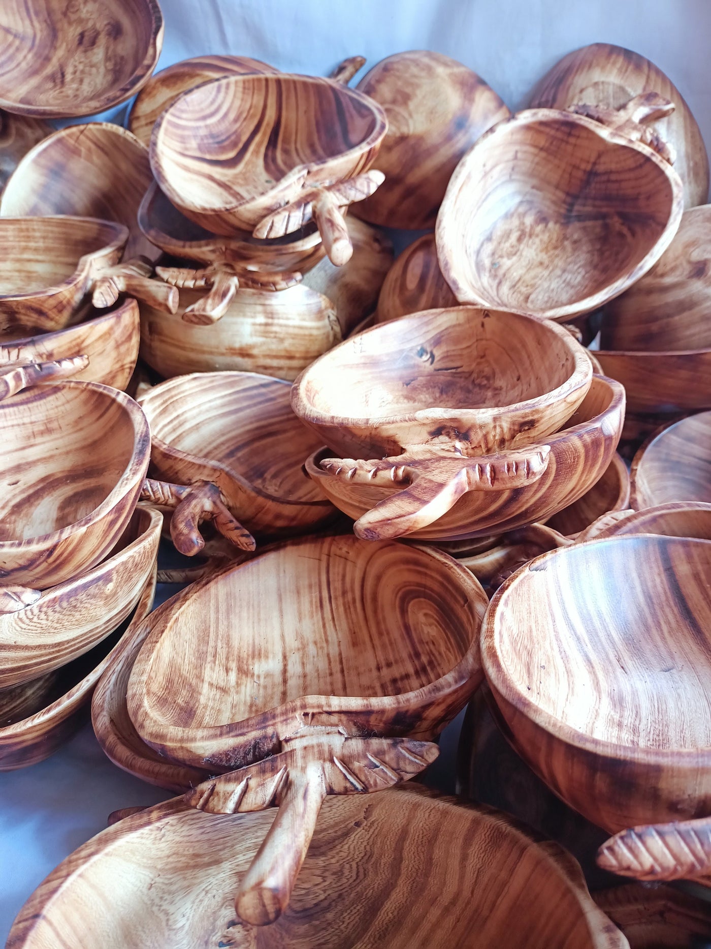 Wholesale Supply. Handcarrved Wooden Peach Shaped Easter Bowls with a Branch and two Leaves. Apple Dough Bowls set of 10. Farmhouse Decor