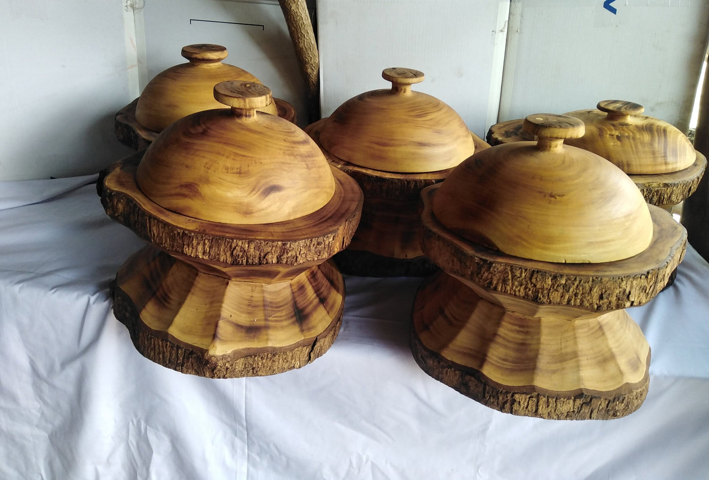 Wholesale! Exquisite Farmhouse Tree trunk Table top Food serving Platter Tray and a  Cloche. Handmade Food Display Decor Serving stem plates