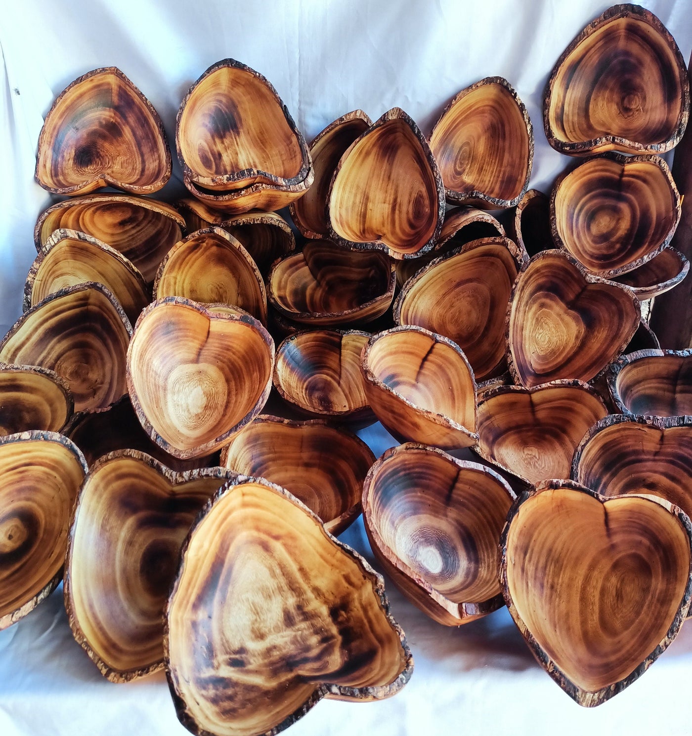 Wholesale Handmade Heart shaped Dough Bowls Valentine set of 8 Lovers Hearts Candle Bowl Wedding Decor Gift Bowls Valentines Day Gift  Bowls
