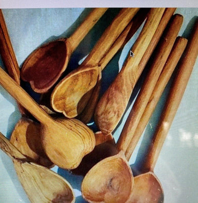 Wholesale Handmade Wooden Heart Cooking Spoons set of 4. Lovers Heart olive wood serving spoons.Mothers personalised Gifts.Valentines Deals