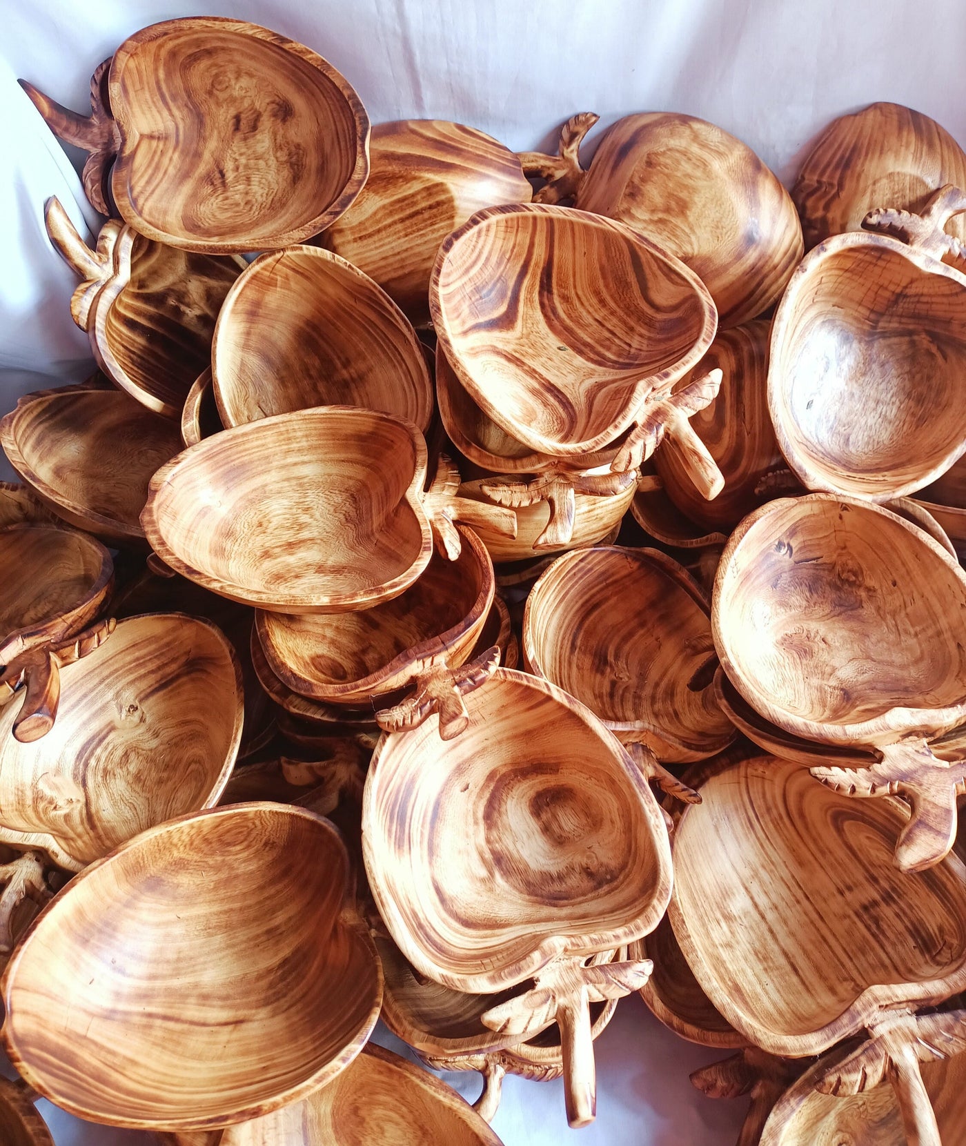 Wholesale Supply. Handcarrved Wooden Peach Shaped Easter Bowls with a Branch and two Leaves. Apple Dough Bowls set of 10. Farmhouse Decor